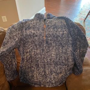Simply southern pull over